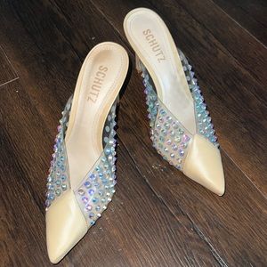 NWT Schultz Nude with Vinyl Greece Pump